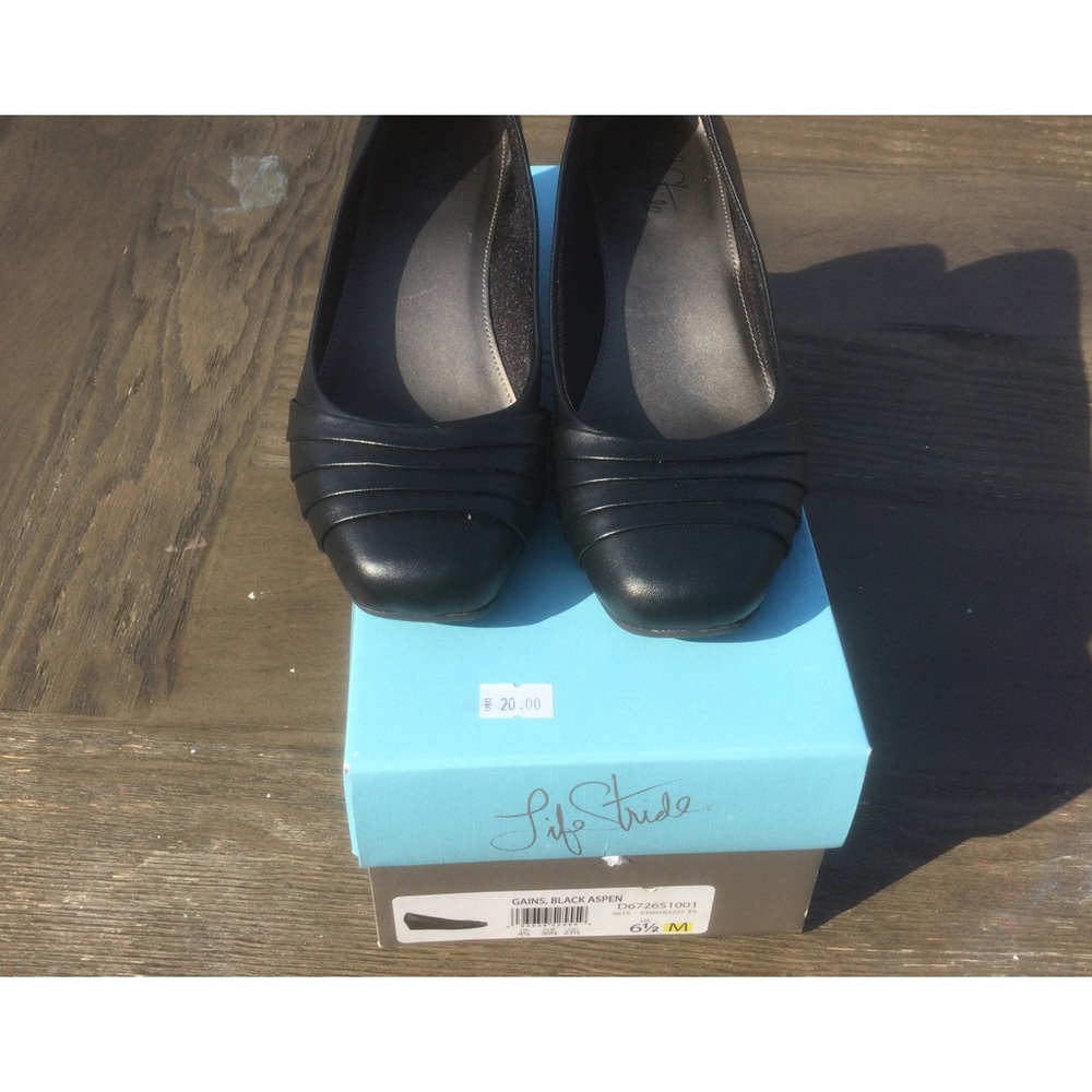 Life Stride shoes
